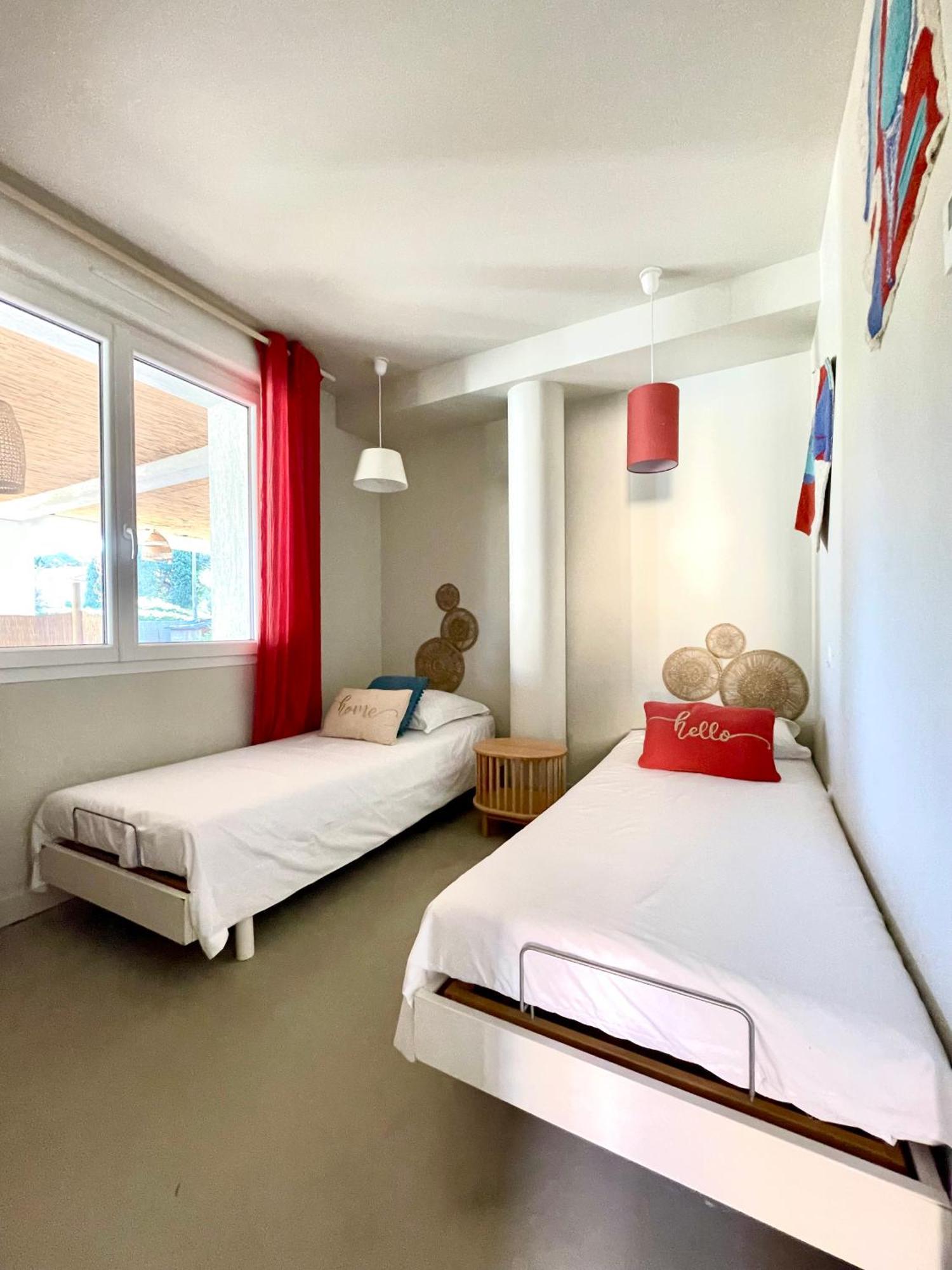 Bas De Villa - 300M Plage De La Capte - 2 Hebergements Disponibles Єр Екстер'єр фото